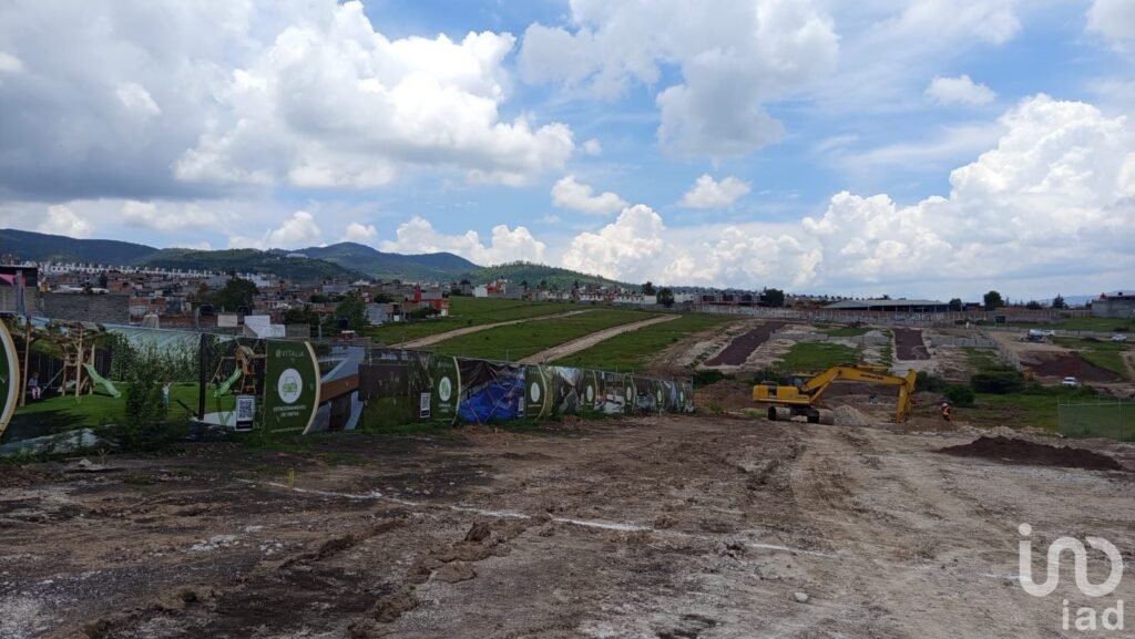 Terrenos en Venta - por la Amalia Solorzano Morelia!