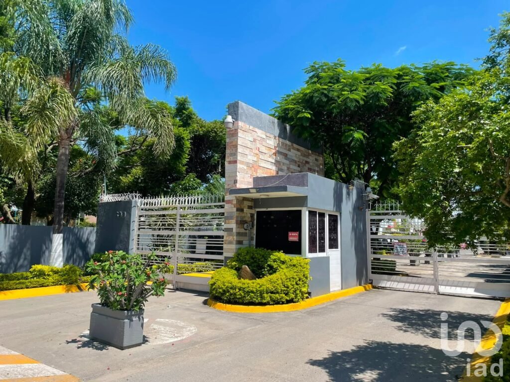 Casa en venta en Coto Parques de Tesistan, Zapopan