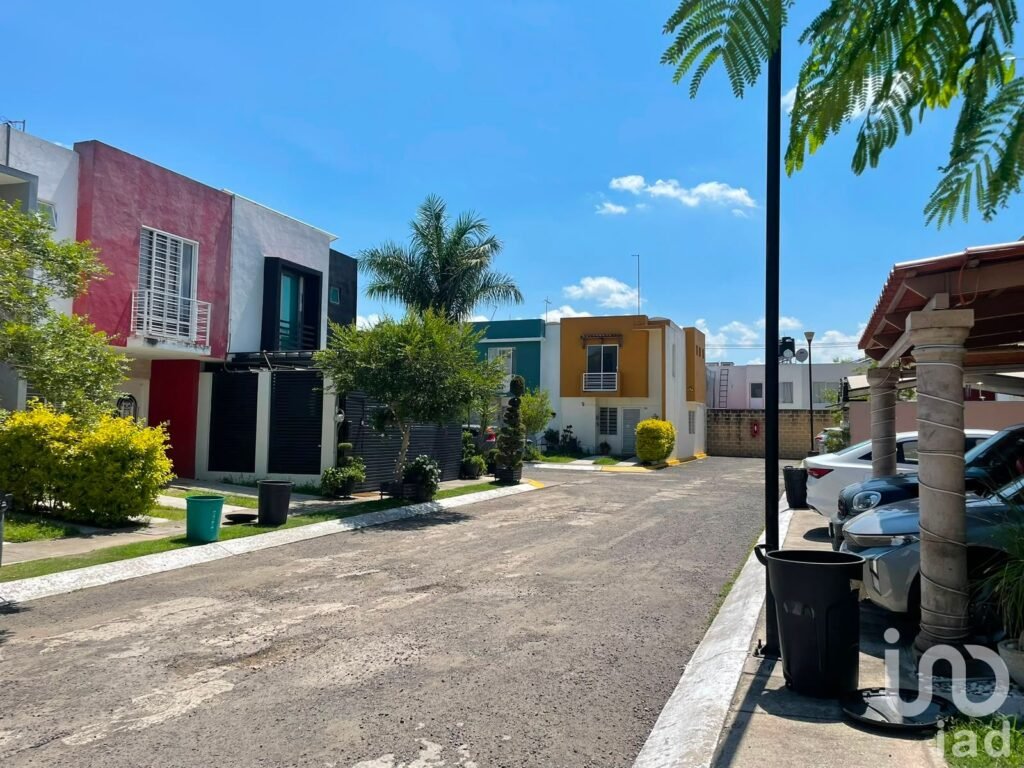 Casa en venta en Coto Parques de Tesistan, Zapopan