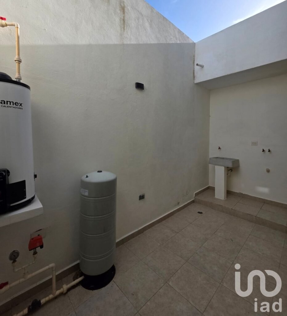 Casa en venta en privada con amenidades en Cholul, Yucatán.