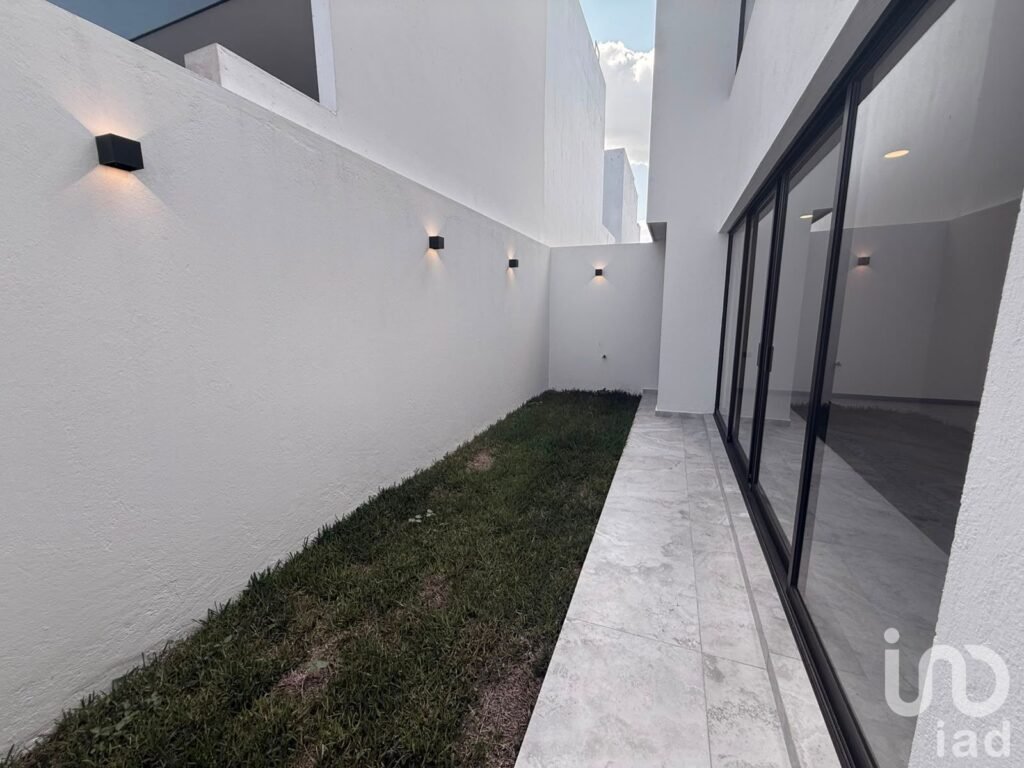 CASA EN VENTA EN LOMAS DE ANGELOPOLIS CAMPECHE