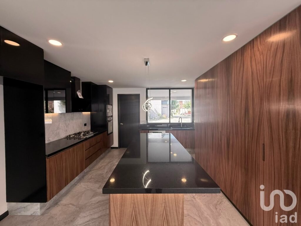 CASA EN VENTA EN LOMAS DE ANGELOPOLIS CAMPECHE
