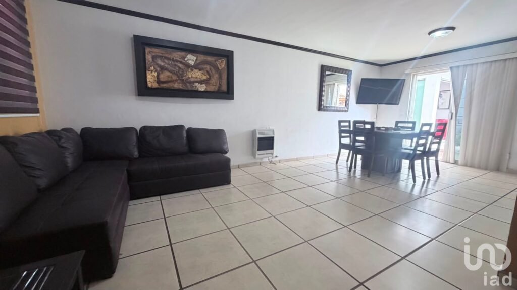 Casa Residencial en Venta - Fracc. Los Ángeles, Durango. Ubicación Premium