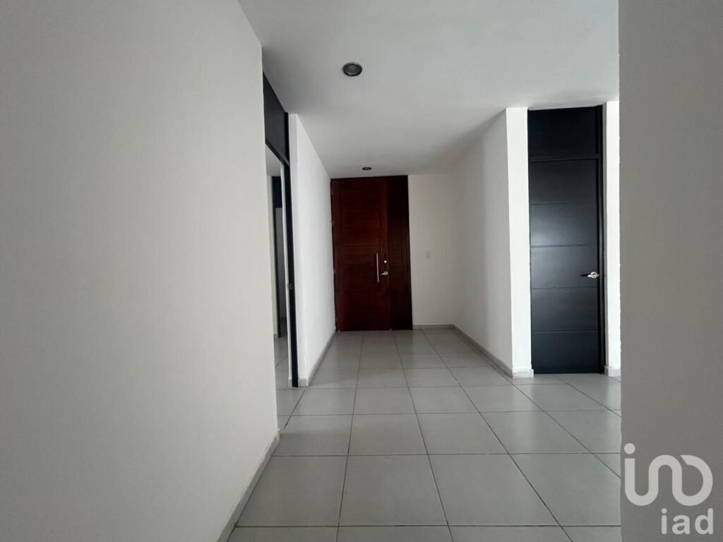 Casa en Venta en privada con piscina, en Conkal Yucatán