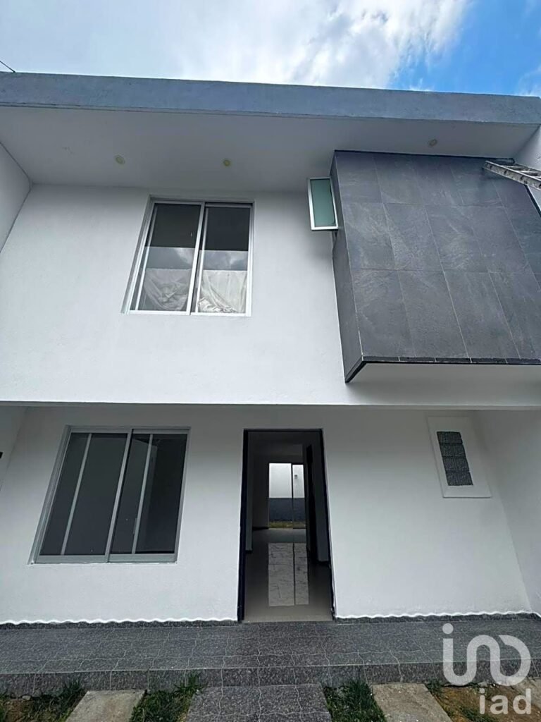 SE VENDE CASA EN EL FORTIN ZAPOPAN JALISCO