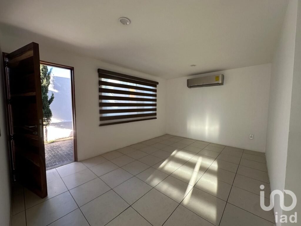 CASA EN VENTA/RENTA EN SENDEROS DE MONTE VERDE
