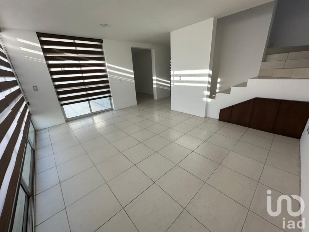 CASA EN VENTA/RENTA EN SENDEROS DE MONTE VERDE