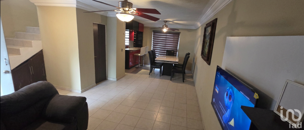Casa en Venta en Col. Urbivilla del Cedro (Zona Cumbres)