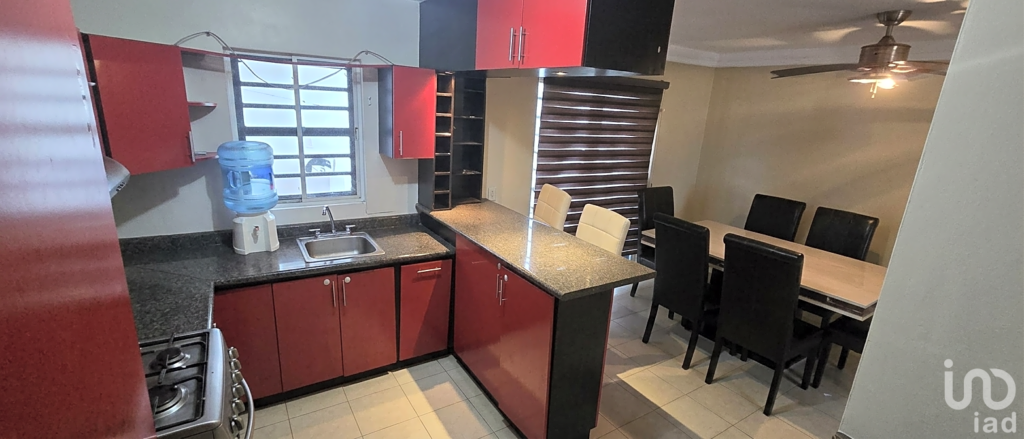 Casa en Venta en Col. Urbivilla del Cedro (Zona Cumbres)