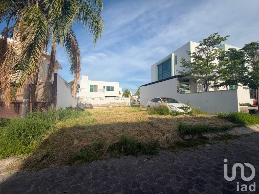 Terreno en Casa Fuerte