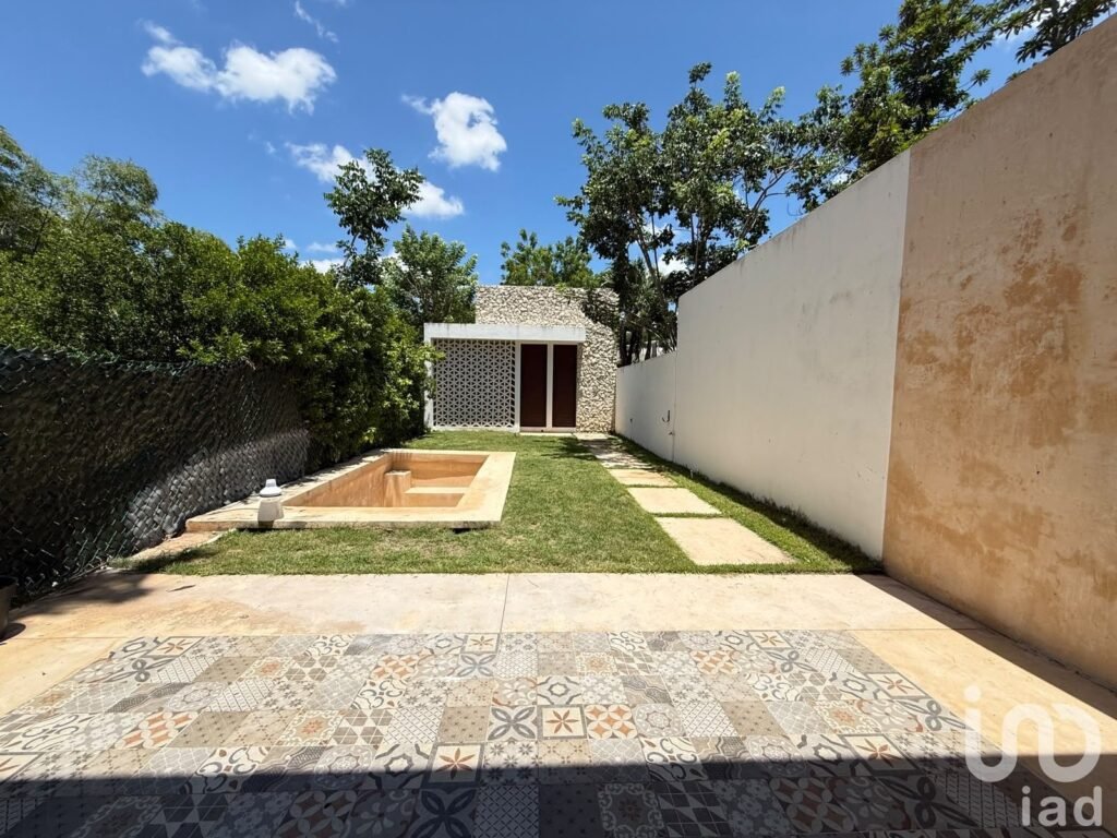 CASA EN RENTA EN PRIVADA LA CEIBA