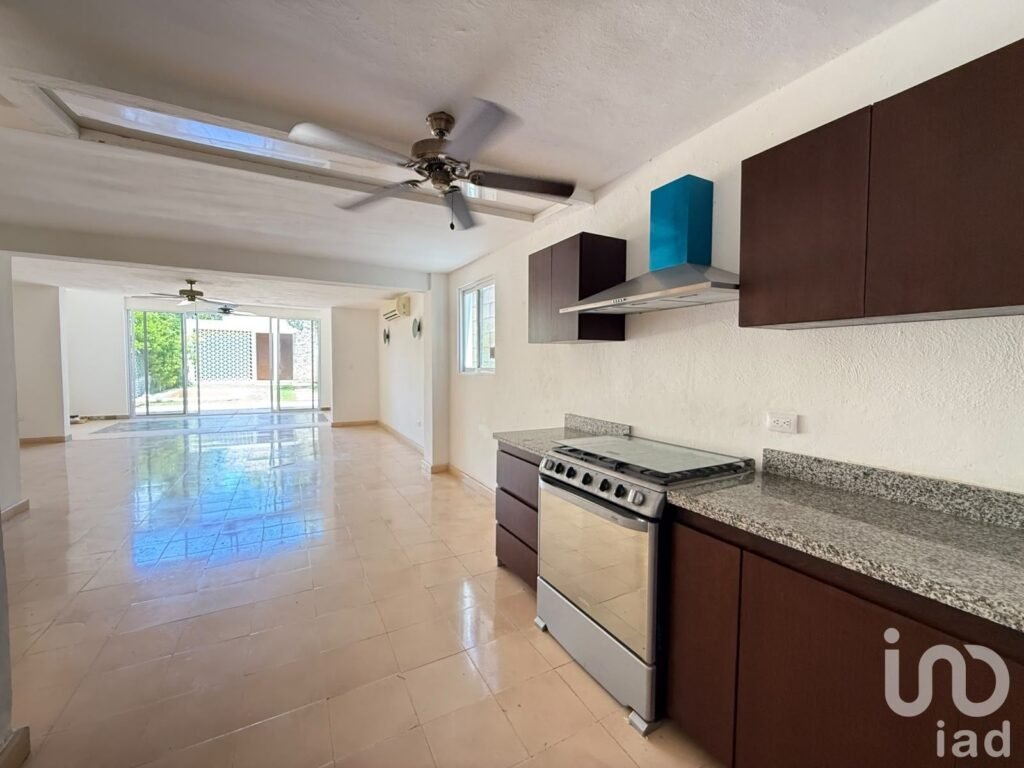 CASA EN RENTA EN PRIVADA LA CEIBA