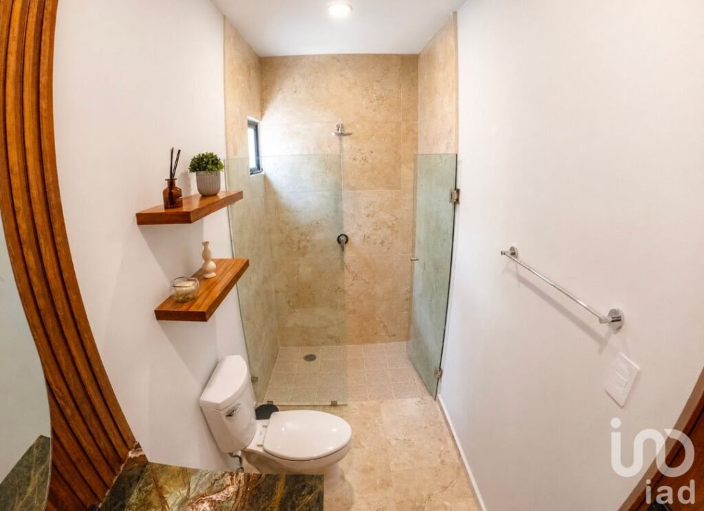 Casa en venta al Norte de Mérida, con opción a segundo piso.