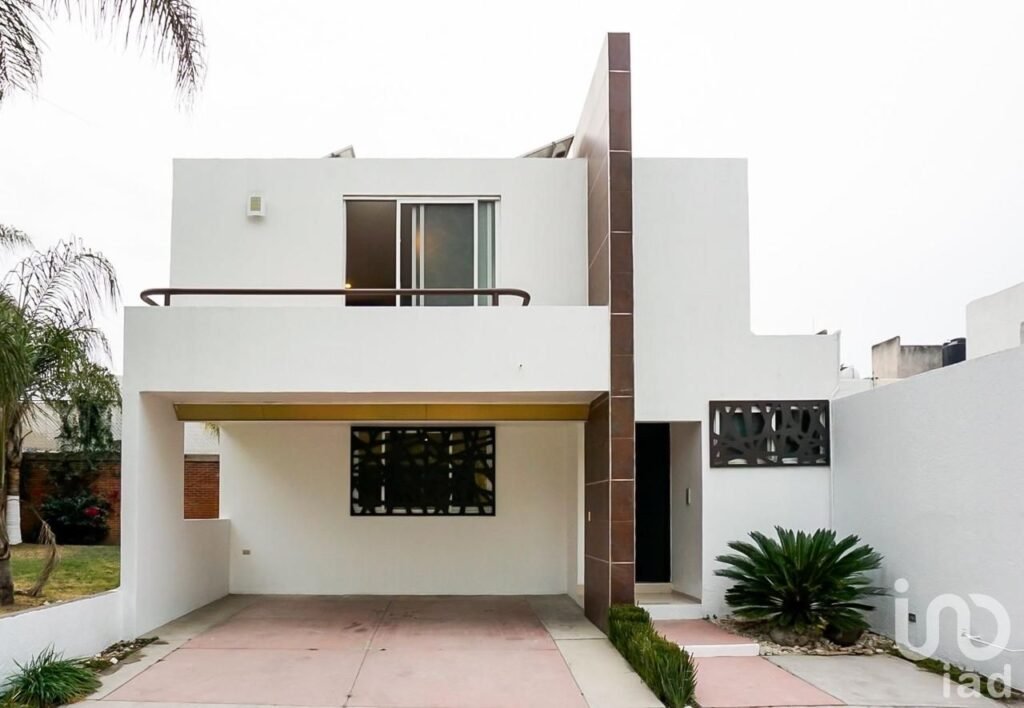 Casa amplia en venta en  Fraccionamiento Rincón de la Carcaña, San Pedro Cholula