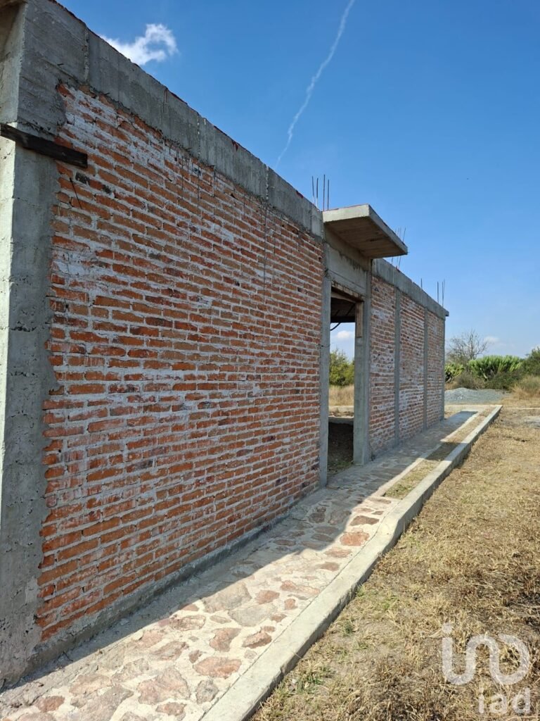 TERRENO Y CONSTRUCCION EN OBRA GRIS EN NAVAJAS EL MARQUES QUERETARO
