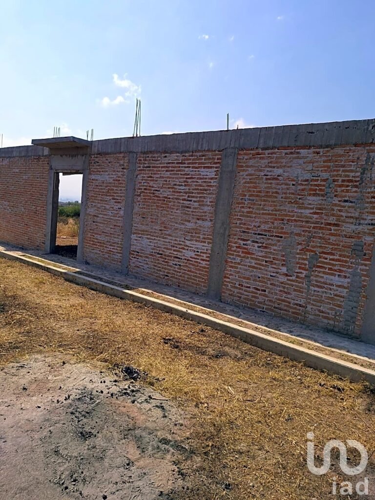 TERRENO Y CONSTRUCCION EN OBRA GRIS EN NAVAJAS EL MARQUES QUERETARO