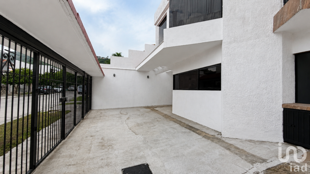 Casa en venta en el Palomar Zona Jockey