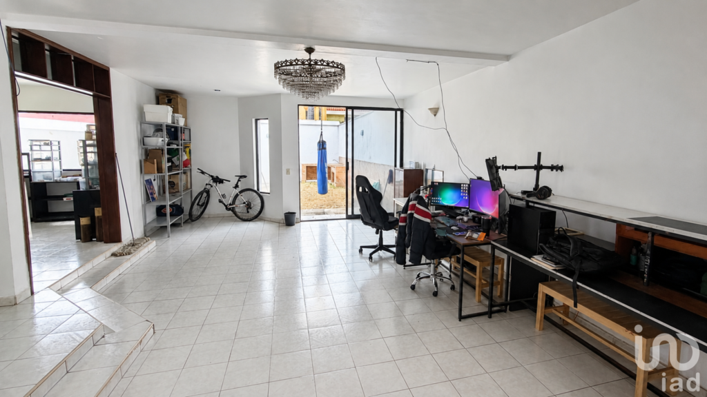Casa en venta en el Palomar Zona Jockey