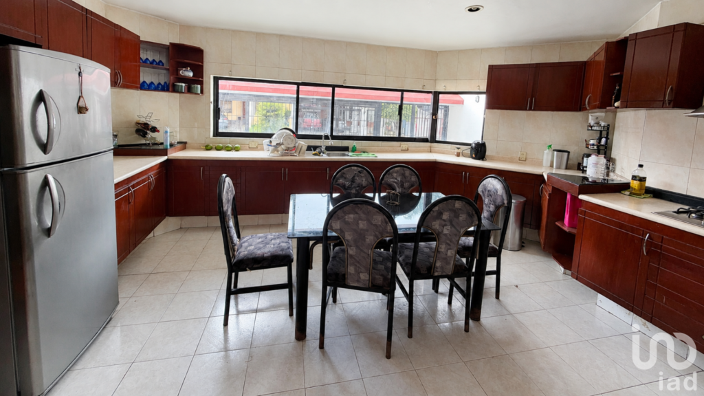 Casa en venta en el Palomar Zona Jockey