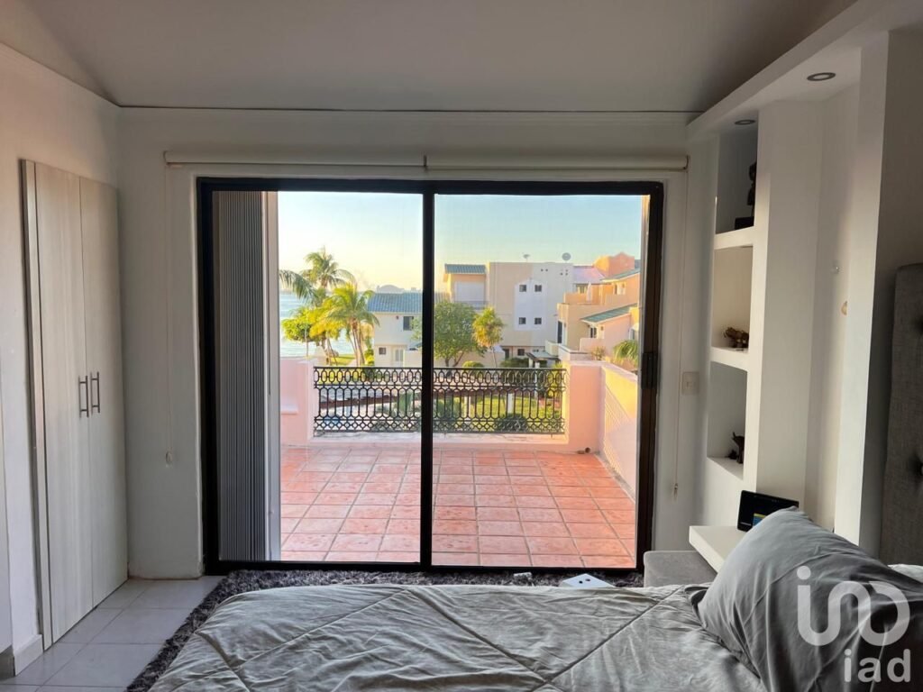 CASA EN VENTA ZONA HOTELERA CANCÚN