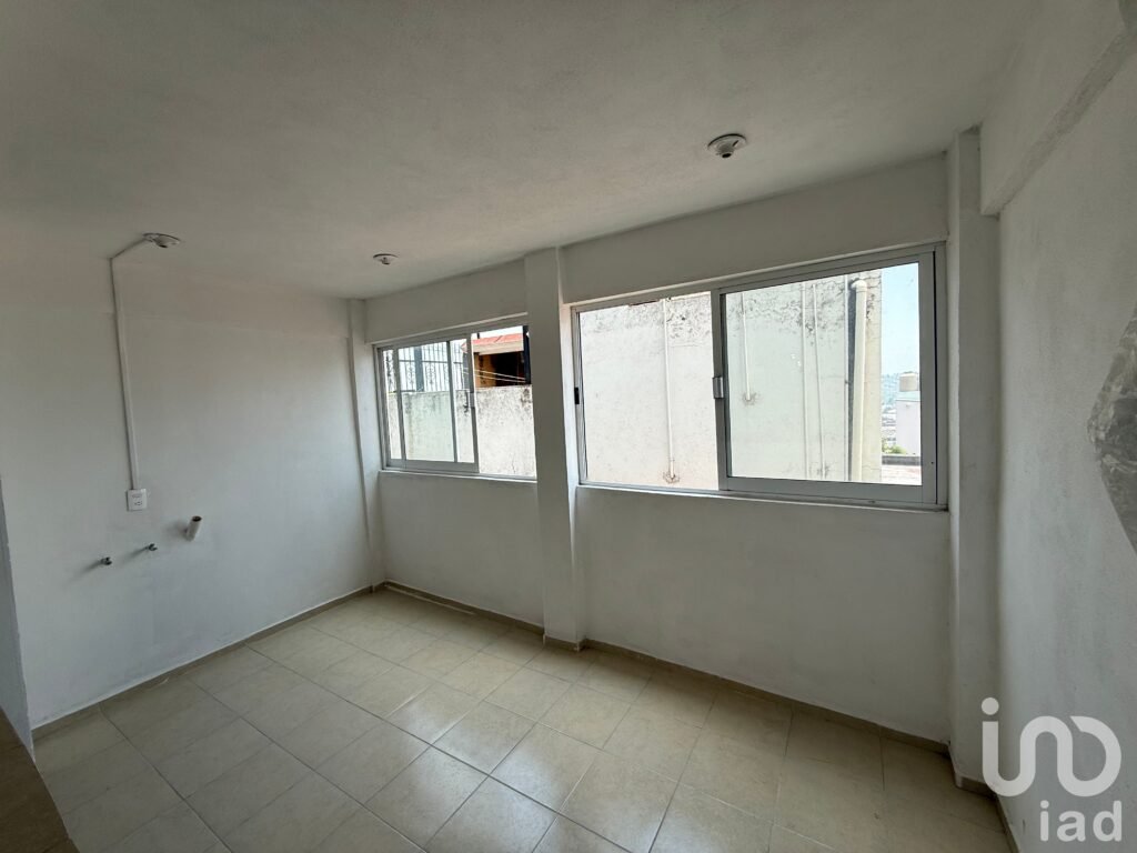 CASA EN VENTA EN CUMBRES DEL VALLE
