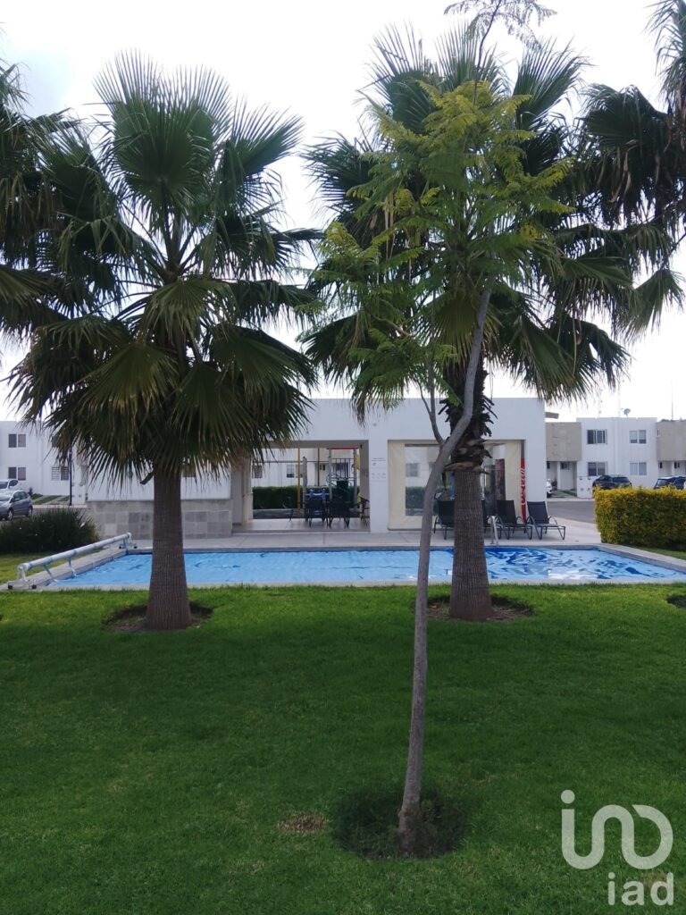 CASA EN VENTA QUETETARO  FRACC TRES CANTOS