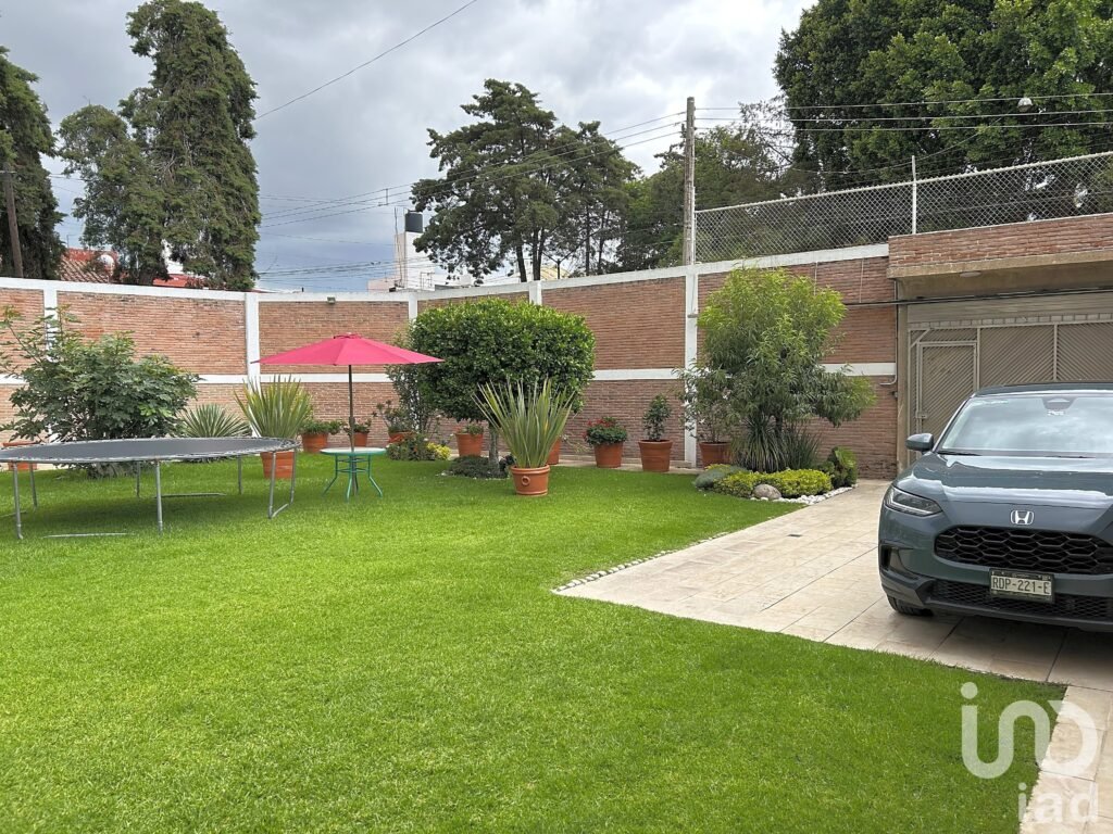Renta de Oficina en "San Manuel"
