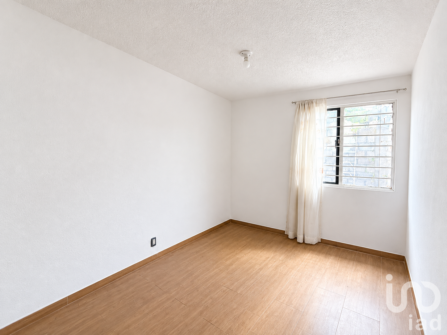 CASA DUPLEX EN VENTA BOSQUES DE LA HACIENDA (PLANTA ALTA)