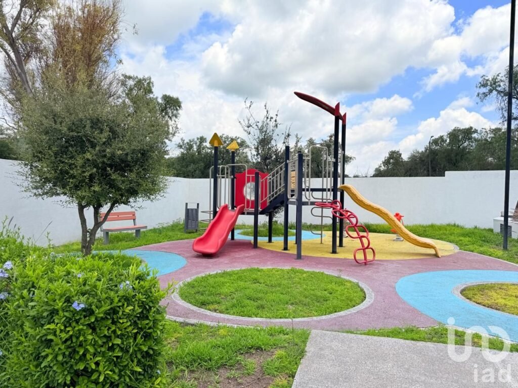 Terreno en Venta Real de los Cues