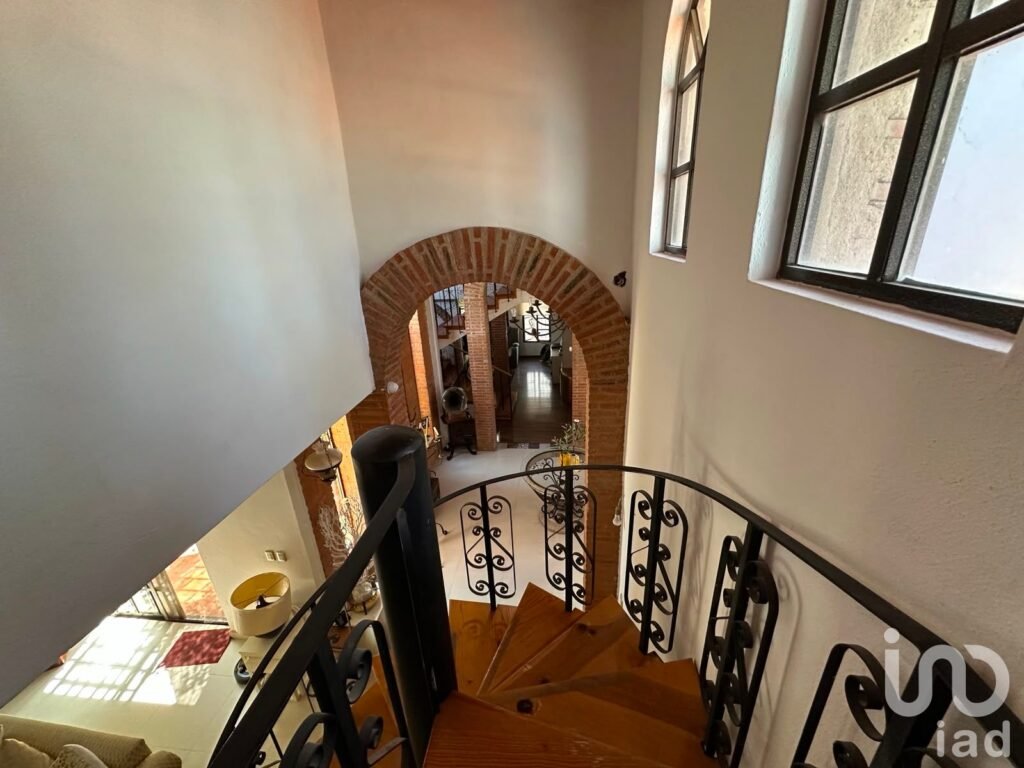 CASA  EN VENTA EN CERRADA LOS OLIVOS, CAMINO A SAN IGNACIO  AGUASCALIENTES, SUP. 2011 M2