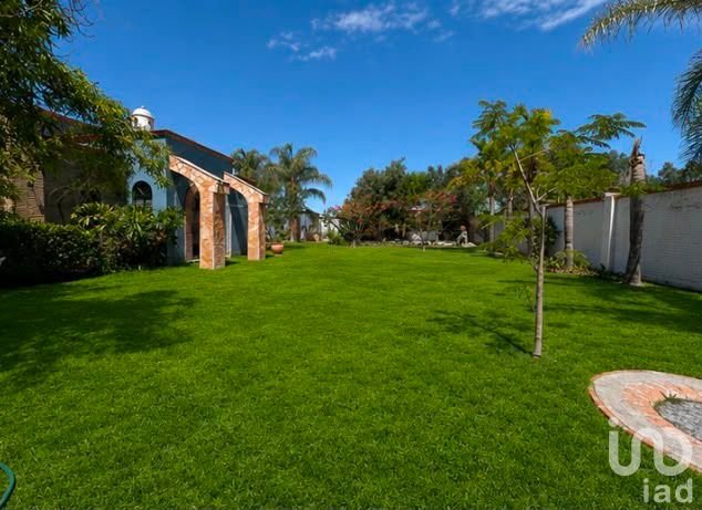 CASA  EN VENTA EN CERRADA LOS OLIVOS, CAMINO A SAN IGNACIO  AGUASCALIENTES, SUP. 2011 M2