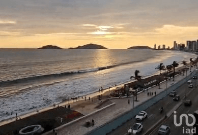 Departamento en Venta en Torre en el Malecón, Mazatlán, Sinaloa.