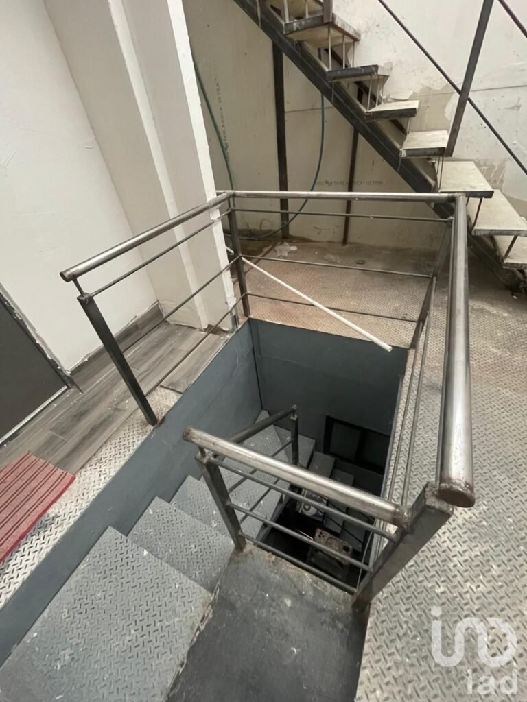 Oficina o bodega en renta en la col. Escandón I Secc, Miguel Hidalgo, CDMX.