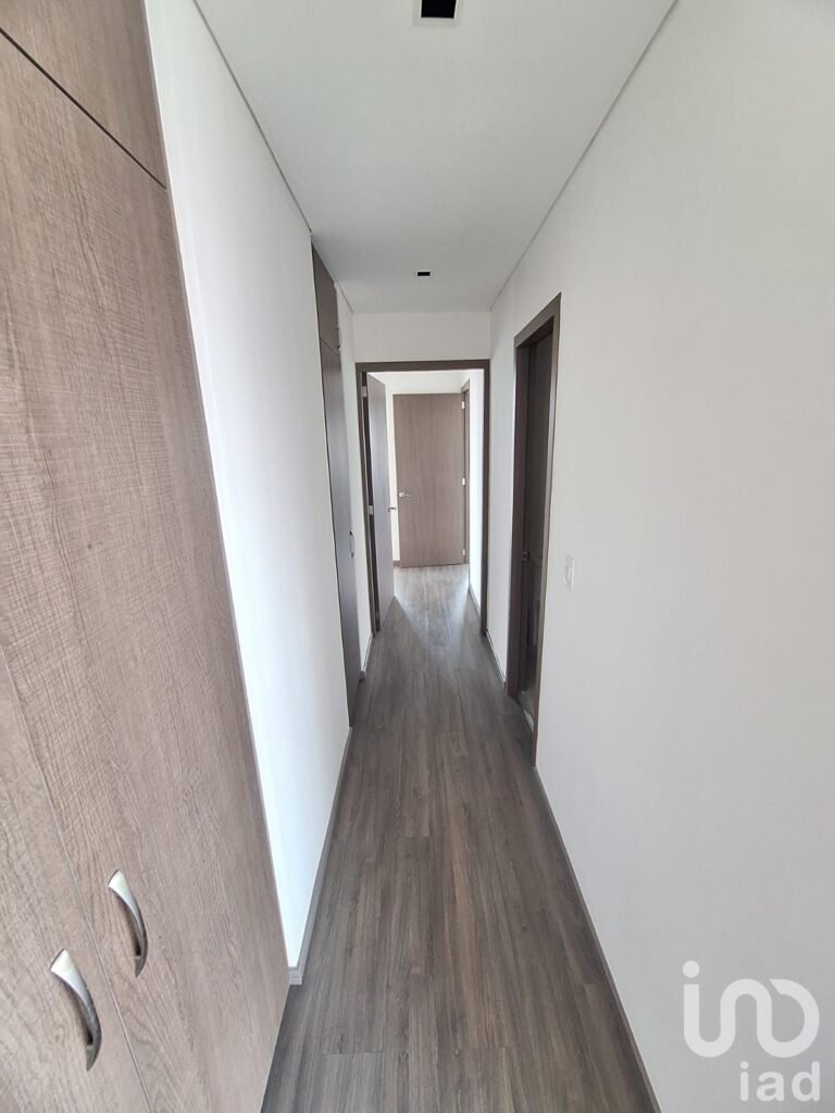 DEPARTAMENTO EN VENTA EN ZAVALETA