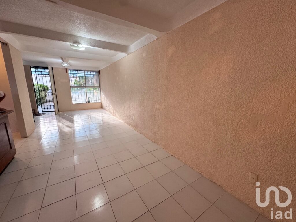 Casa en venta al Norte de Cuernavaca, Lomas de Tzompantle
