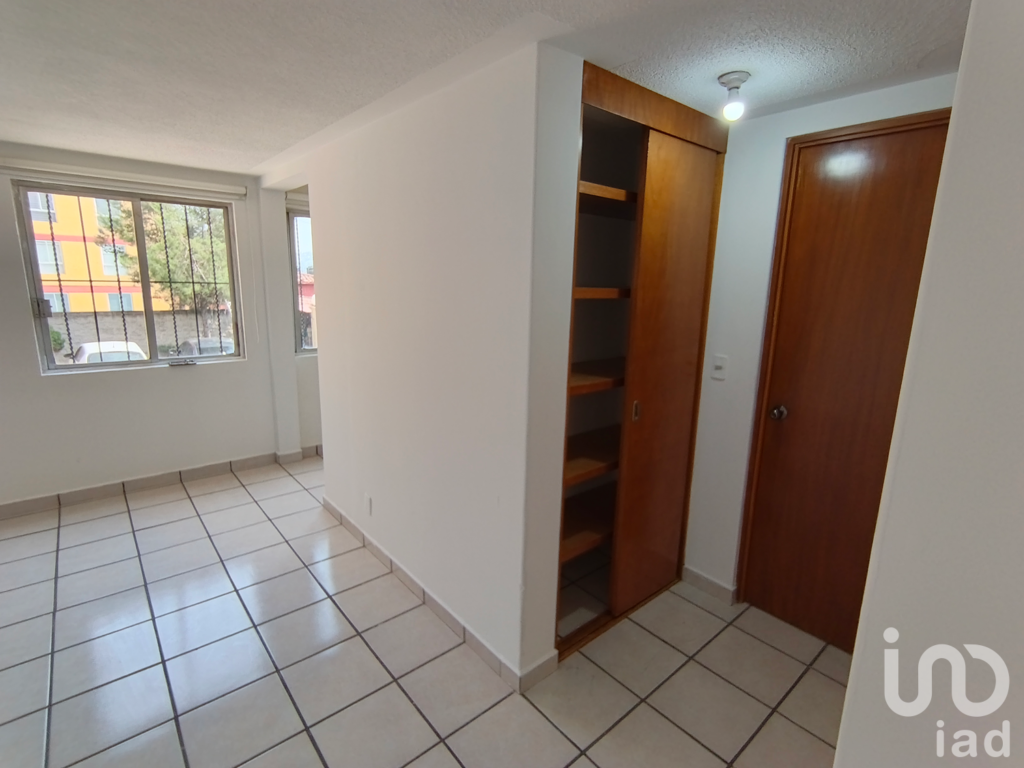 Departamento en venta en Colinas de Atizapán, recién remodelado,  conjunto cerrado y vigilancia.