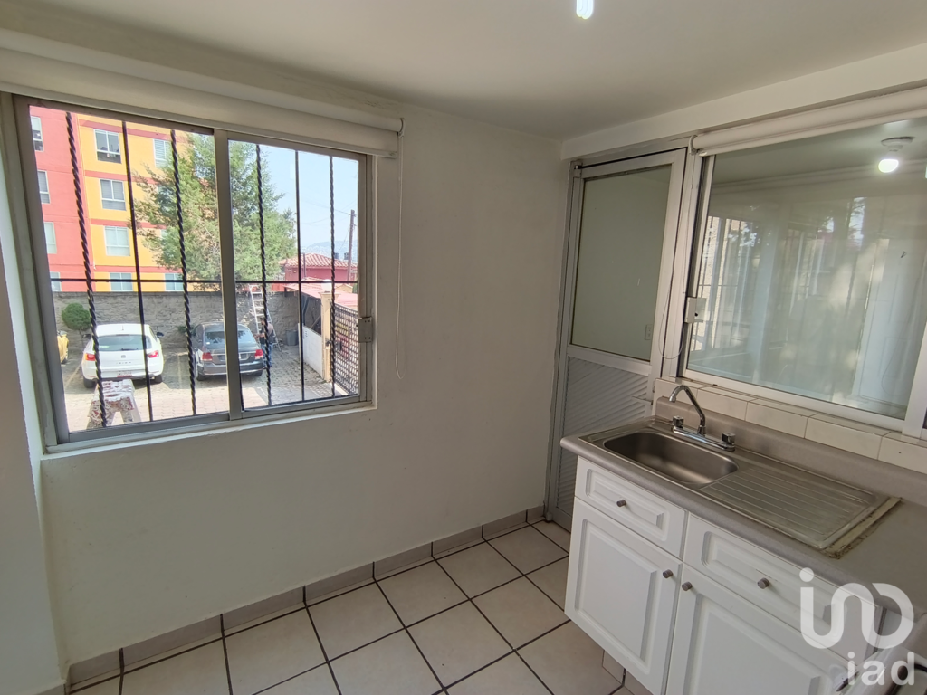 Departamento en venta en Colinas de Atizapán, recién remodelado,  conjunto cerrado y vigilancia.