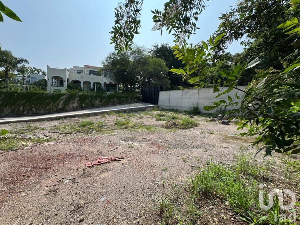 Terreno en venta Aurora Boreal dentro de Las Cañadas Zapopan