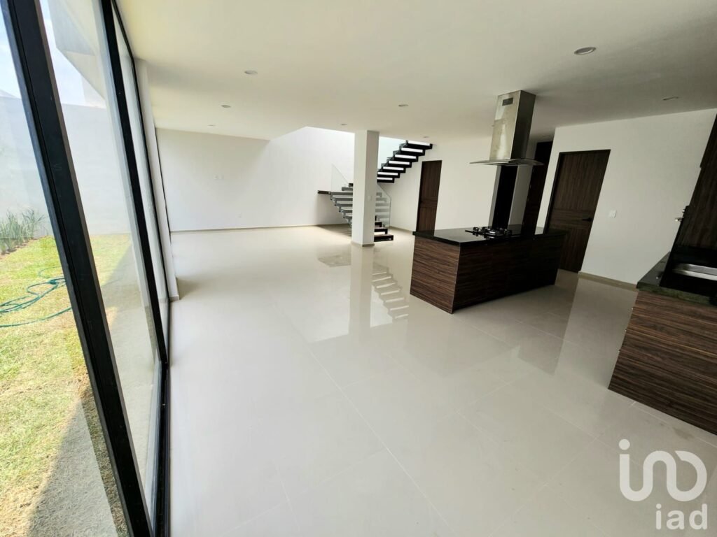 Casa Nueva en Venta en Lomalta Tres Marías | 4 Recámaras | Jardín