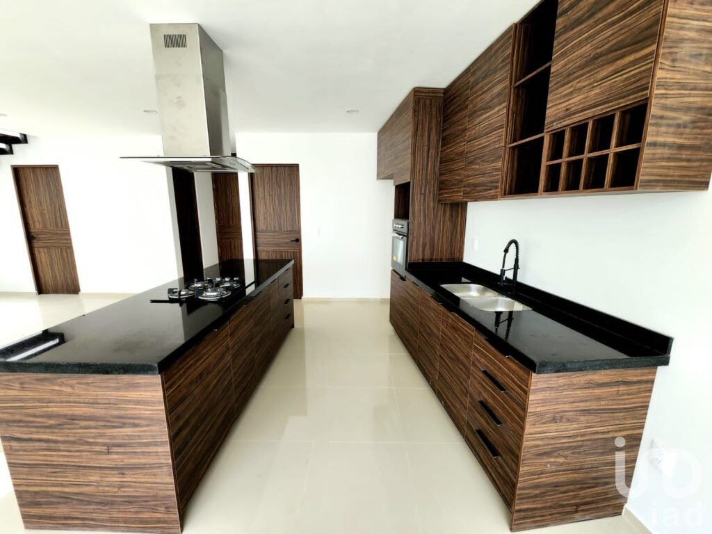 Casa Nueva en Venta en Lomalta Tres Marías | 4 Recámaras | Jardín