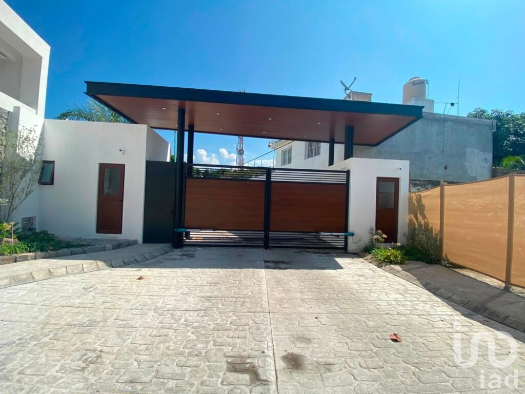 Terreno en Venta, en Privada, Col. del Empleado