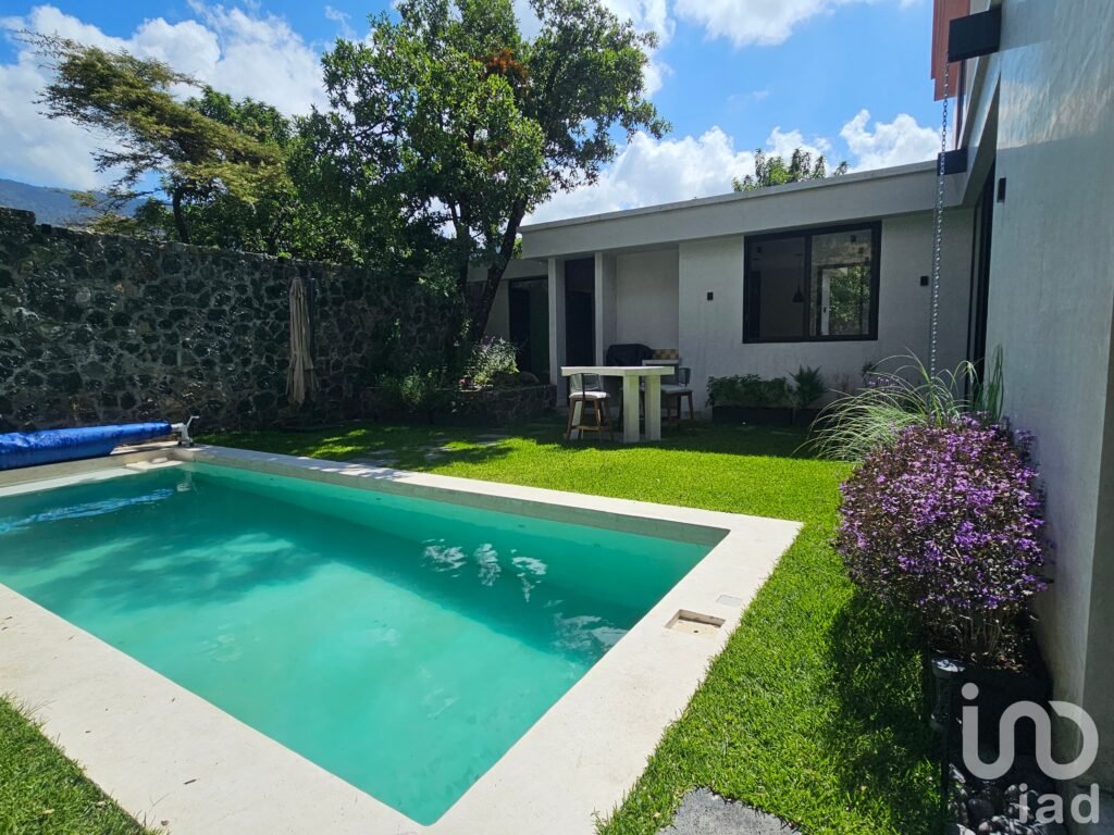 Casa en Venta en Tepoztlán rumbo a Santo Domingo Ocotitlan