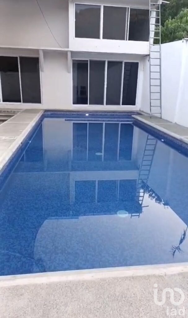 Renta de Casa con alberca y amueblada en Huauchinango