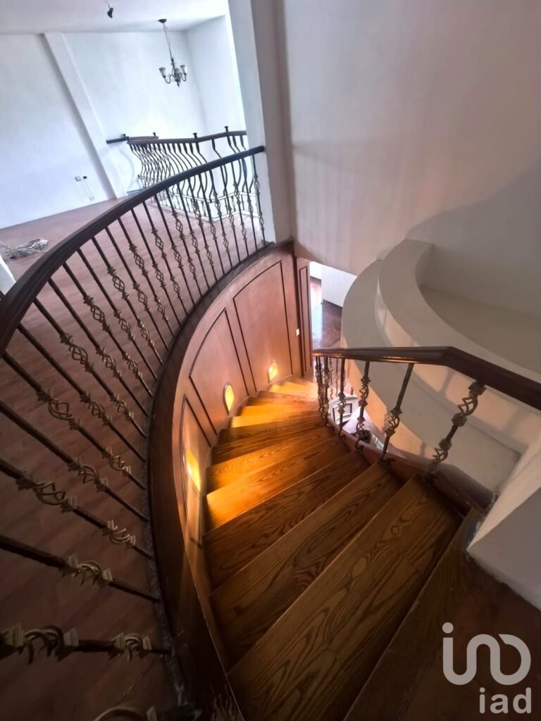 Casa en Renta con Amplio Jardín Uso Mixto en Pachuca