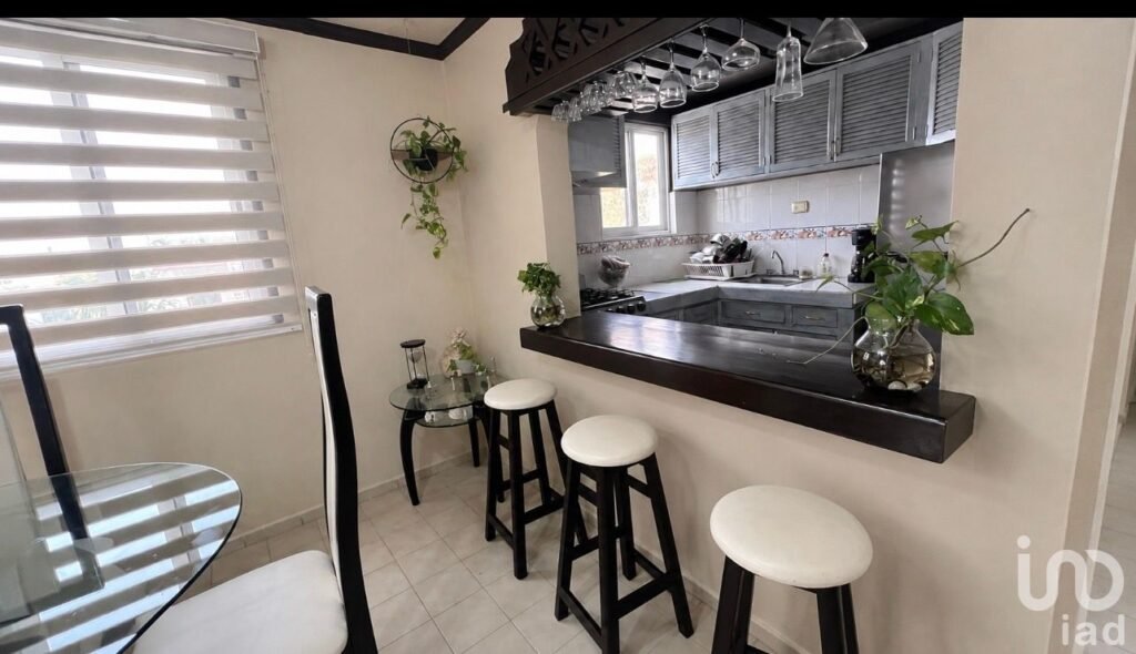 Departamento 3 recámaras en venta, por Plazas Outlet, Cancún.