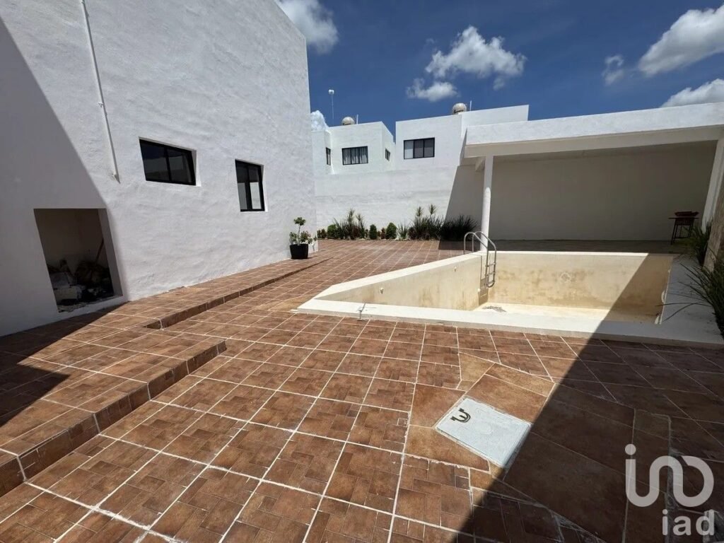 CASA EN VENTA EN DZITYA PUERTA DE PIEDRA