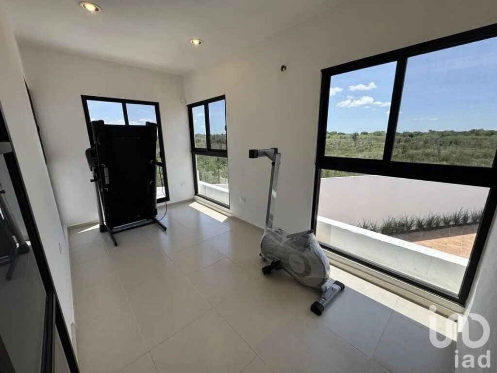 CASA EN VENTA EN DZITYA PUERTA DE PIEDRA