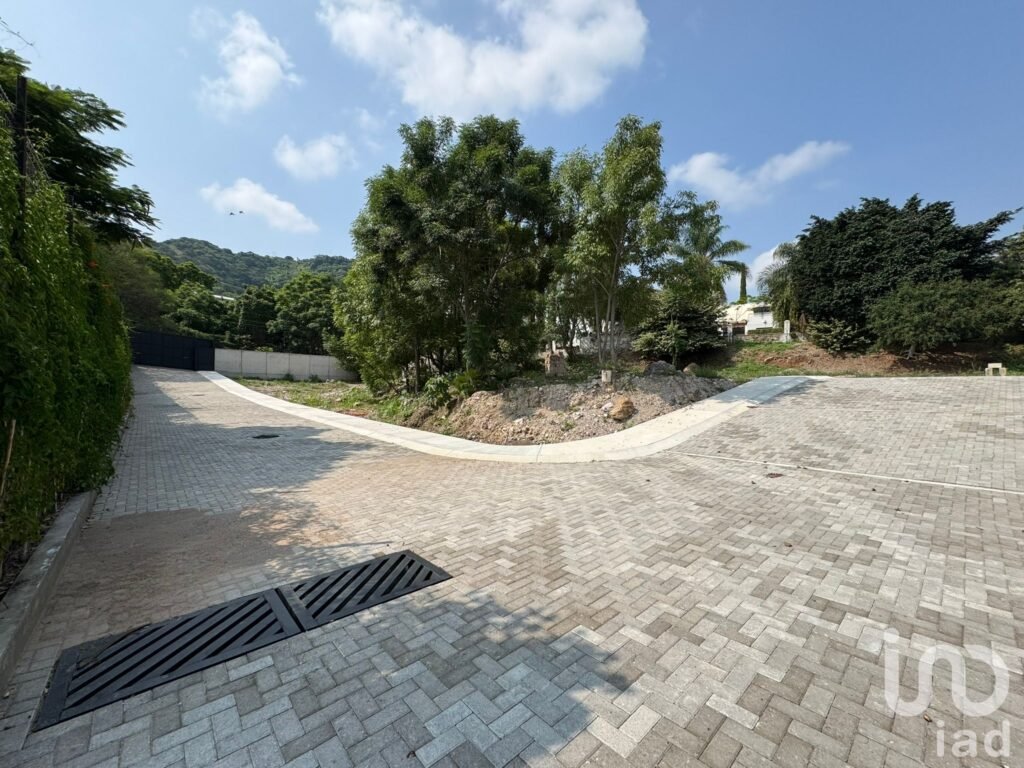 Terreno en venta Aurora Boreal dentro de Las Cañadas Zapopan