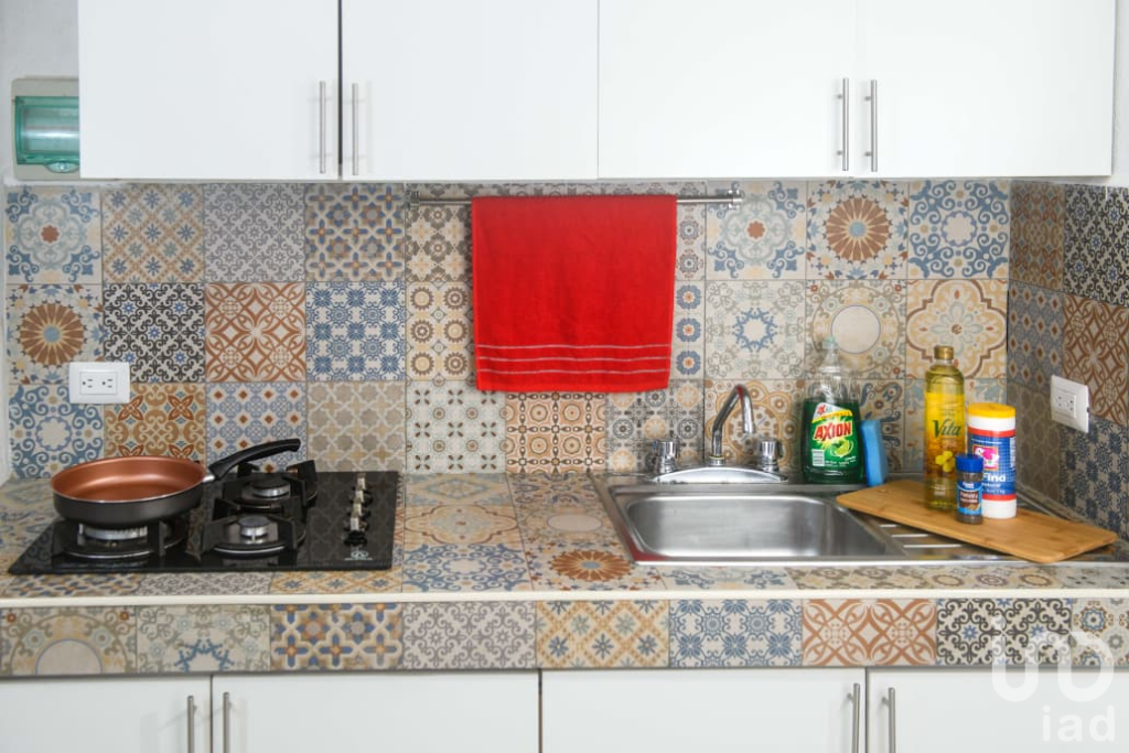 Departamento 48m2, zona turística Playa del Carmen, QR, 1Recamara, amueblado. Col. Gonzalo Guerrero