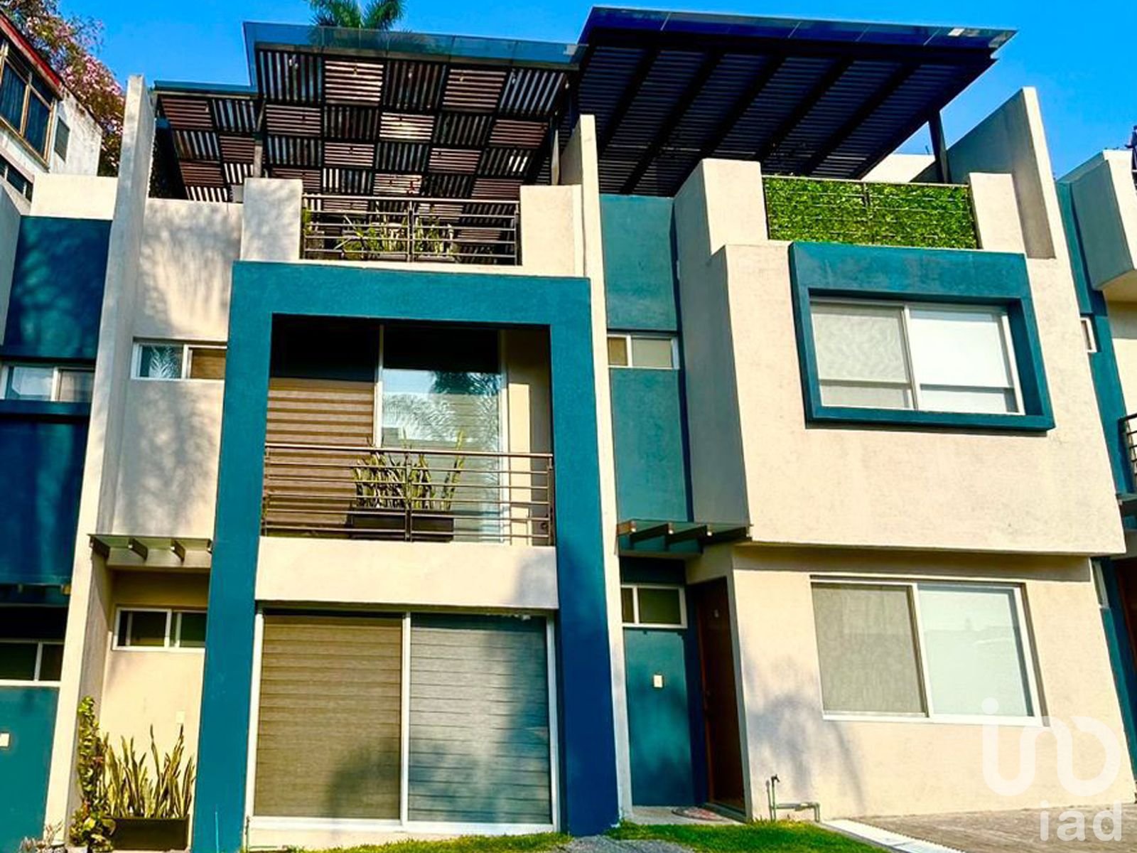 Venta de casa en Cuernavaca, Morelos, a 5 min. del Centro. Venta de casa en Cuernavaca, Morelos, a 5 min. del Centro.